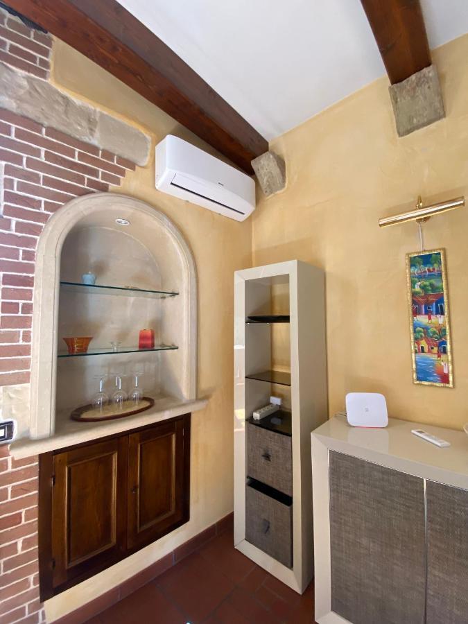 Casa Chiara, Roof Terrace, 100M To The Historical Center Apartment Lecce Bagian luar foto